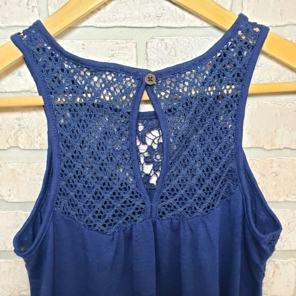 REWIND Lace Crocheted Sleeveless Blouse Size S - Picture 3 of 9